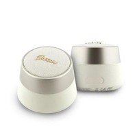 Guess Bluetooth Lautsprecher Metalllogo Script 5W Weiß